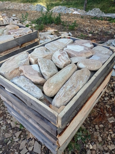 Златолит жёлтый, жёлто-зелёный глыбки и валуны для ланшафтного дизайна купить в Бугульме