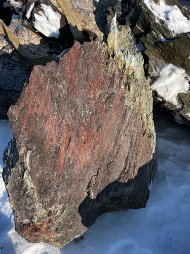 Ландшафтные глыбы красно-фиолетовые 200-1000 килограмм купить в Бугульме