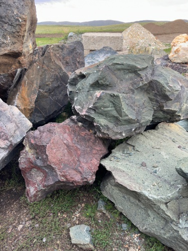 Камни для ландшафтного дизайна зелёные 10-60 килограмм купить в Бугульме