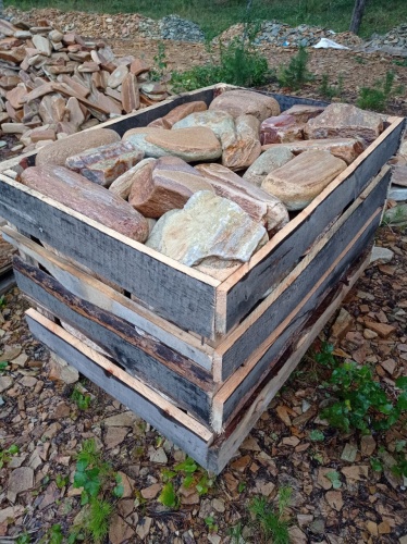 Златолит жёлтый, жёлто-зелёный глыбки и валуны для ланшафтного дизайна купить в Бугульме