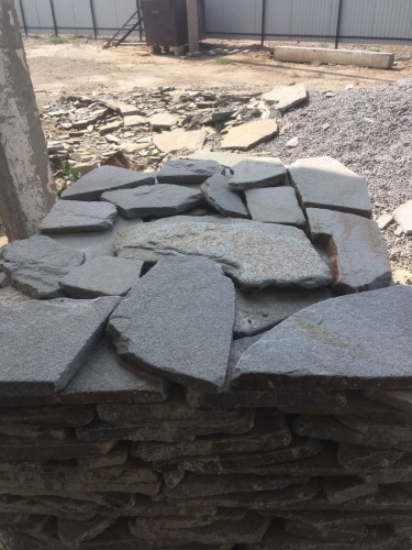 Златолит серебристый галтованный для лестниц купить в Бугульме